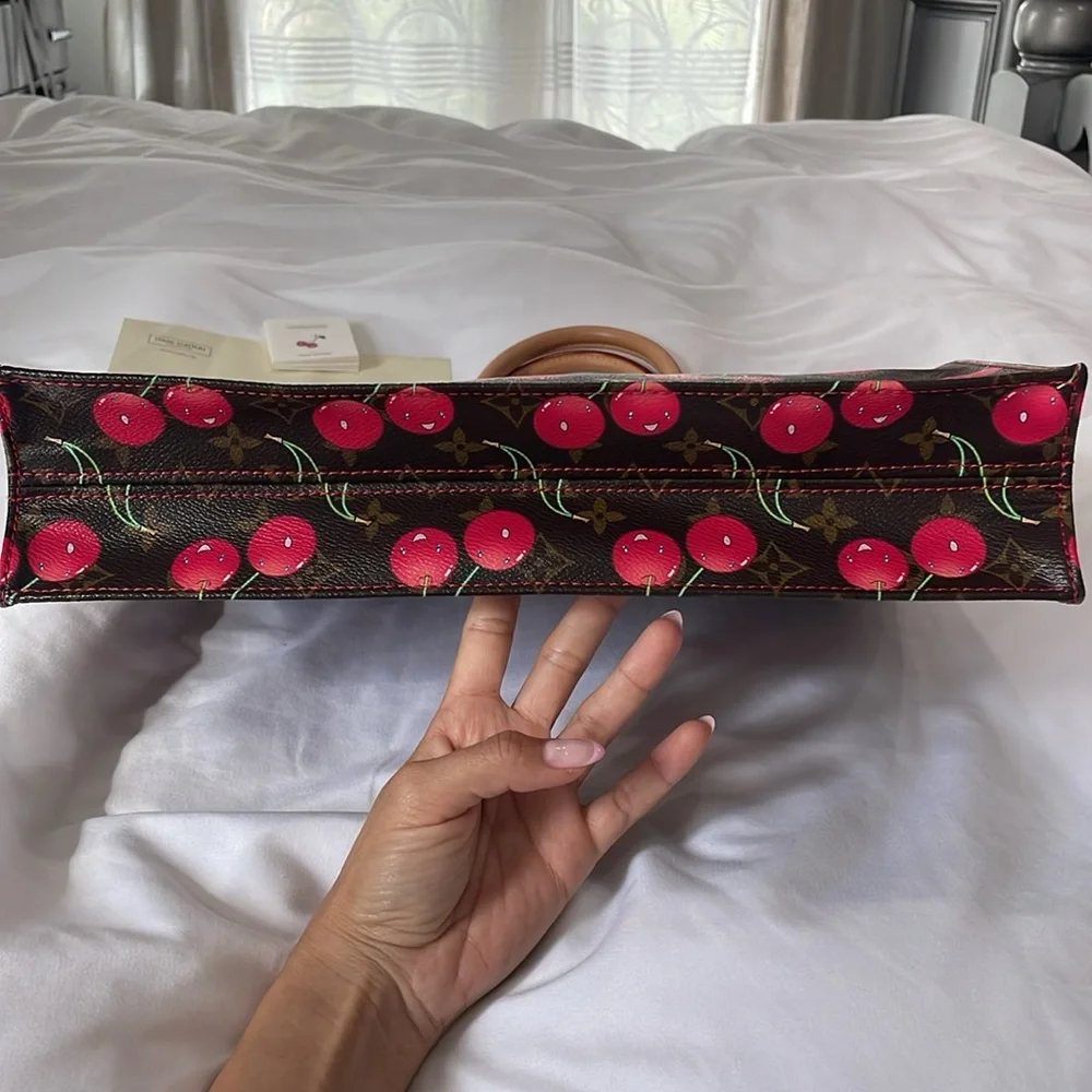 Takashi Murakami X Louis Vuitton Monogram Cerises Sac Plat - Picture 7 of 17